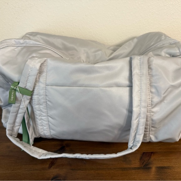 Large Vera Bradley Miramar Weekender - Picture 1 of 4